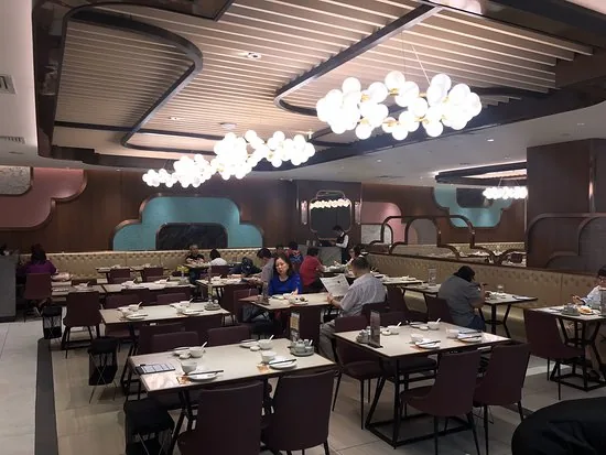 Food & Facilities Around Jurong Parks​