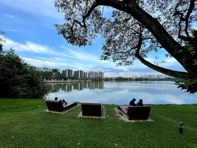 Key Attractions and Amenities​