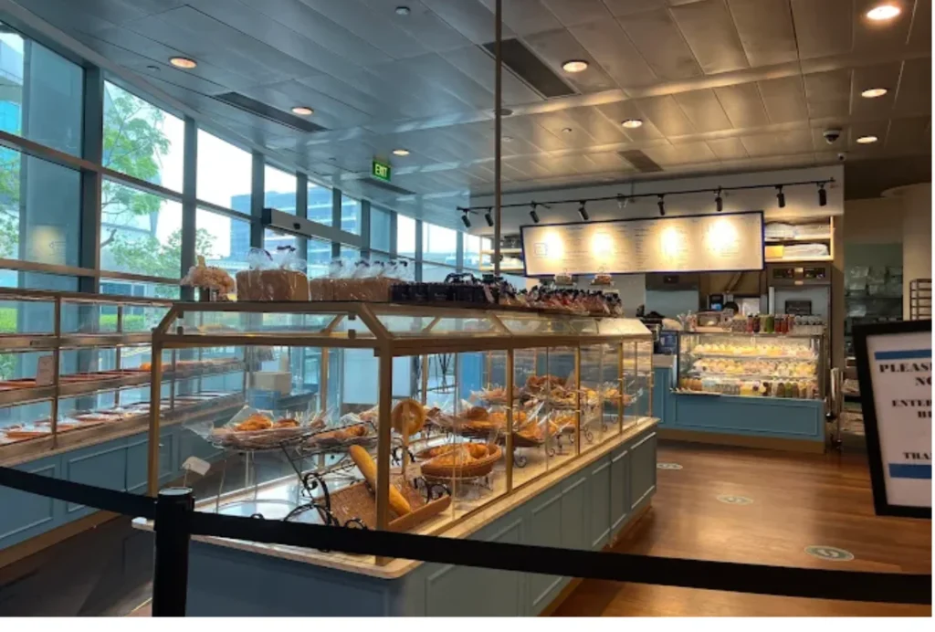 cafes near jurong east library