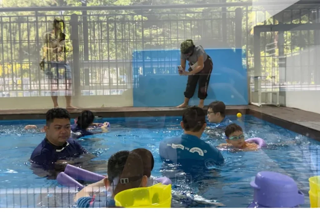 infant & toddler swim classes